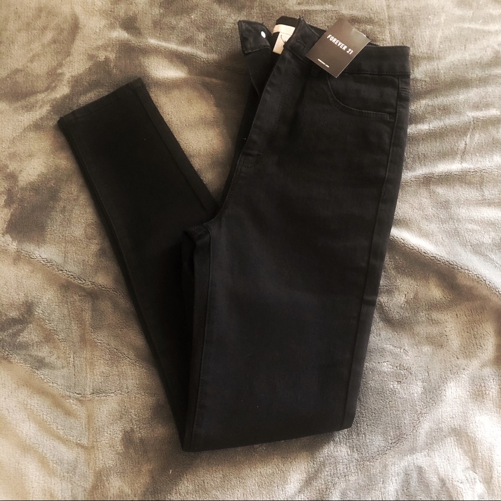 Forever 21 | Black Skinny Jeans